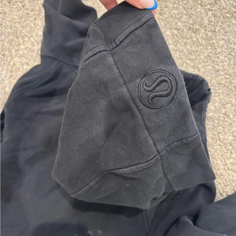 Women's Black Hooded Jacket - Picture 4 of 4